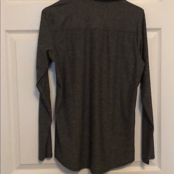 Eddie Bauer button down top - Picture 3 of 3